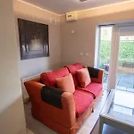 Дом отдыха Alensgrove Maisonette A *