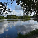 Alensgrove Maisonette A Дом отдыха